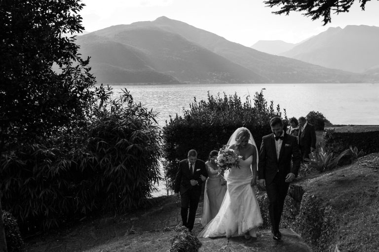 Walking close to the lake after the wedding on a plain air ceremony. picture made by Elene Photography London